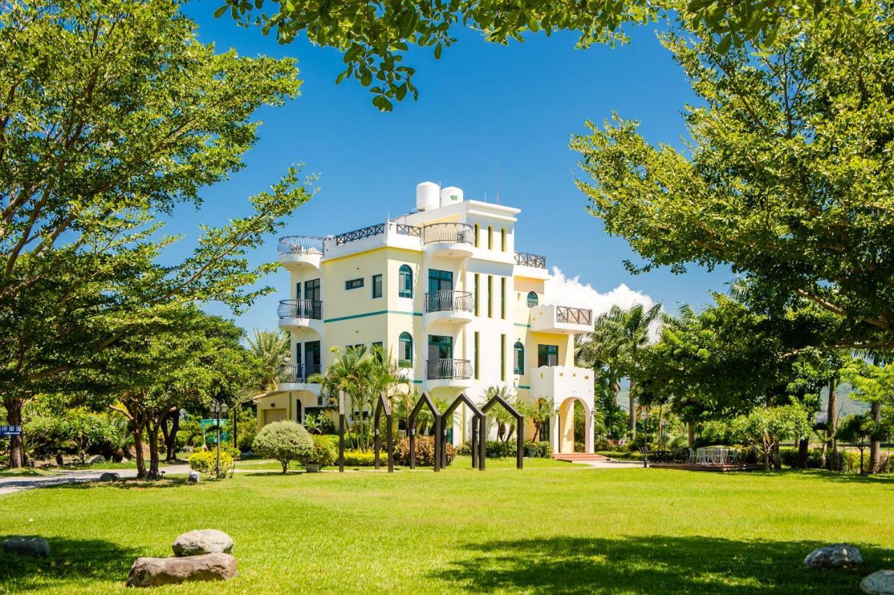 Summer Garden T'ai-tung Exterior foto